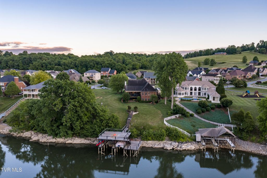 405 Harbor Approach, Johnson City, TN 37601