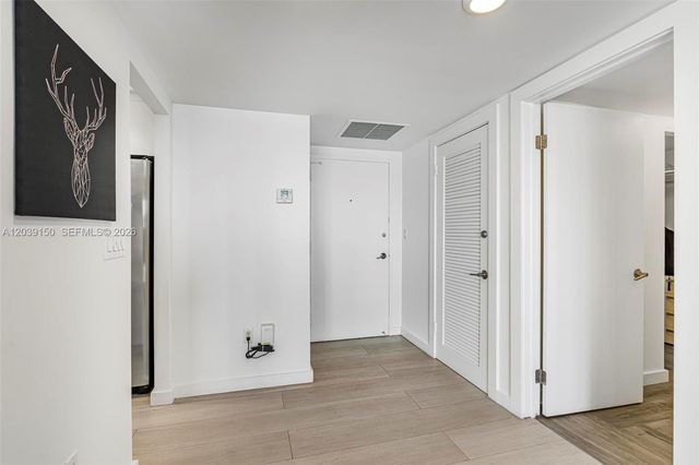 11111 Biscayne Boulevard 8C, Miami, FL 33181
