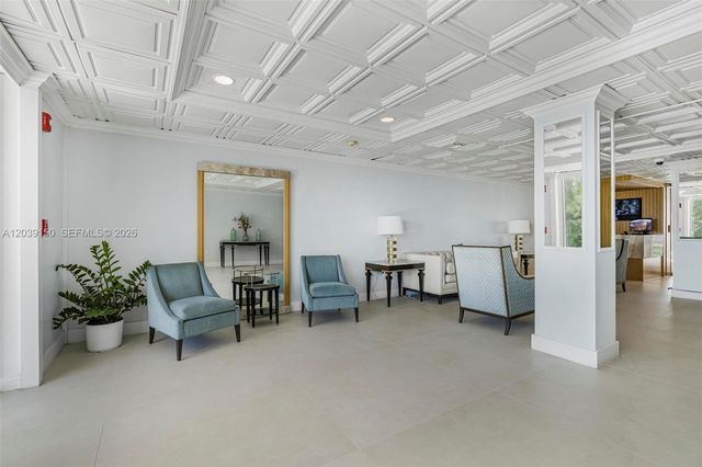 11111 Biscayne Boulevard 8C, Miami, FL 33181