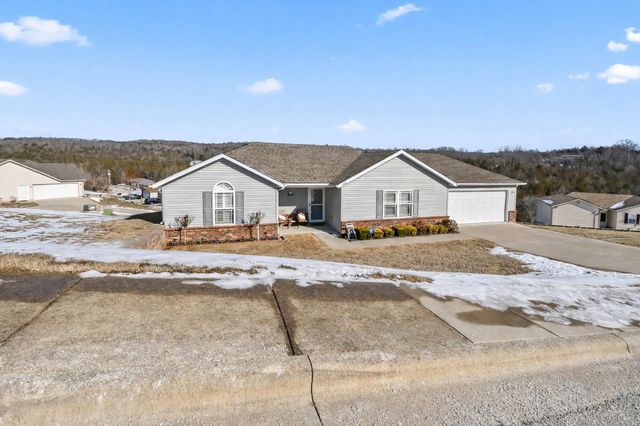 406 Spring Meadow Parkway, Branson, MO 65616