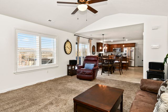 406 Spring Meadow Parkway, Branson, MO 65616