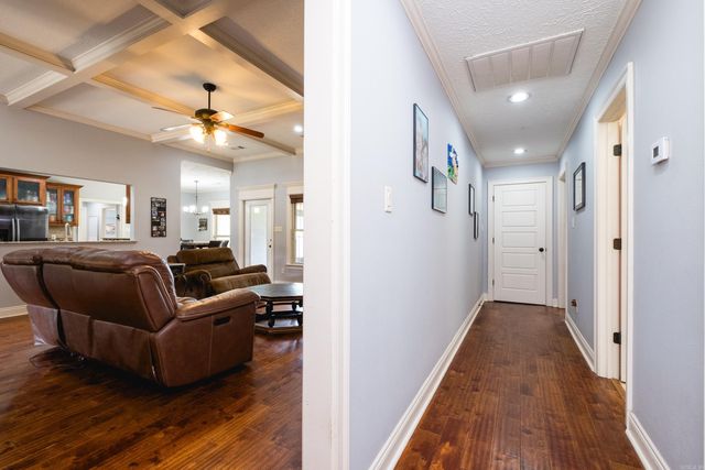 1200 Nature Way, Benton, AR 72019