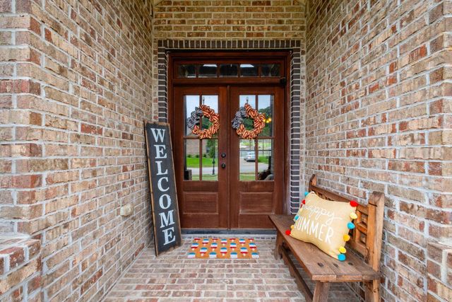 1200 Nature Way, Benton, AR 72019