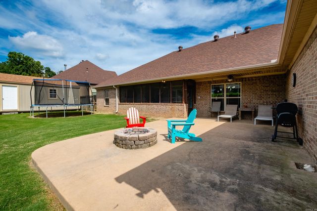 1200 Nature Way, Benton, AR 72019