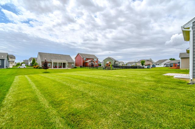 1136 Red Maple Drive 1136 Red Maple Drive, Troy, OH 45373