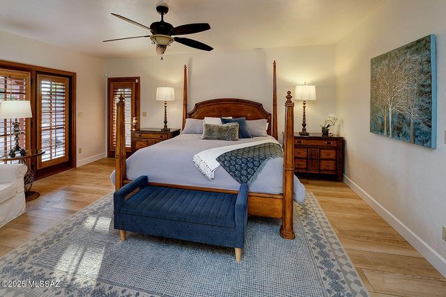 8230 E Ridgewood Drive, Tucson, AZ 85750