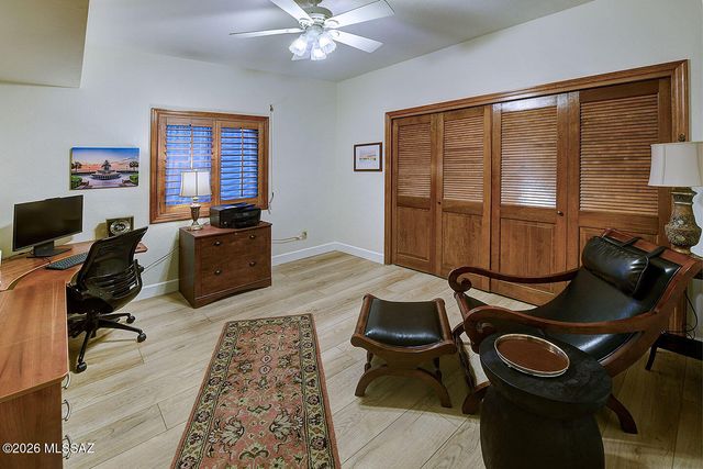 8230 E Ridgewood Drive, Tucson, AZ 85750