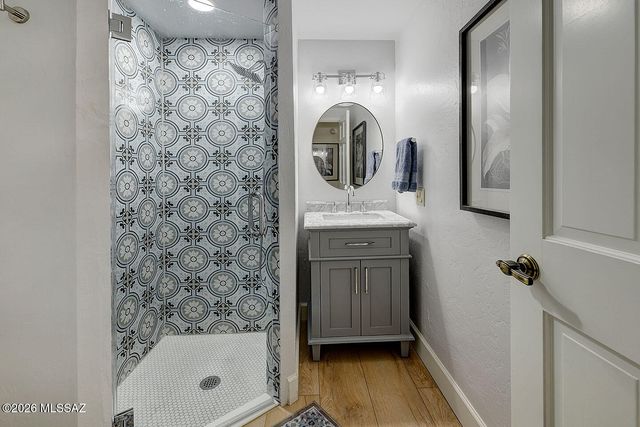 8230 E Ridgewood Drive, Tucson, AZ 85750