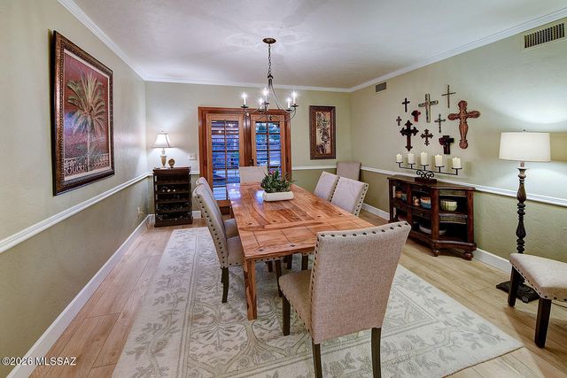 8230 E Ridgewood Drive, Tucson, AZ 85750