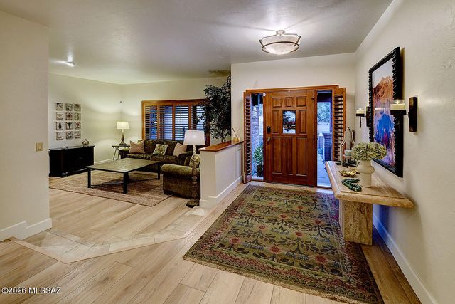 8230 E Ridgewood Drive, Tucson, AZ 85750