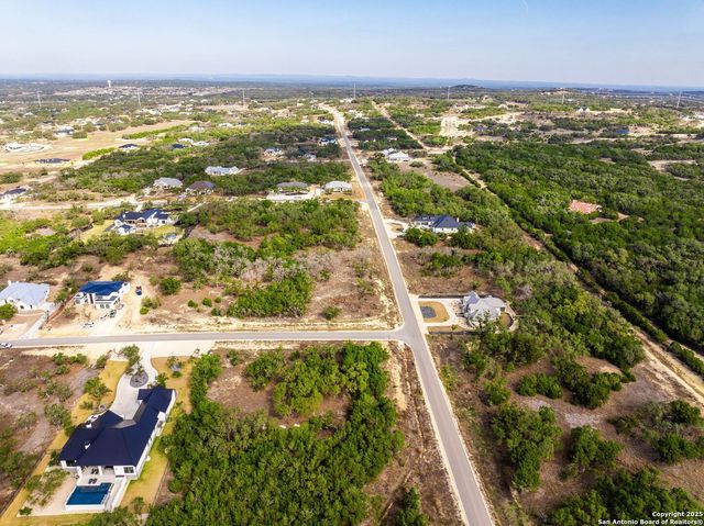 640 Annabelle Ave, Bulverde, TX 78163