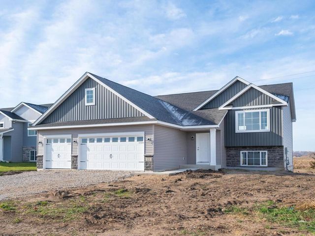 938 Prestwick Drive, Belle Plaine, MN 56011