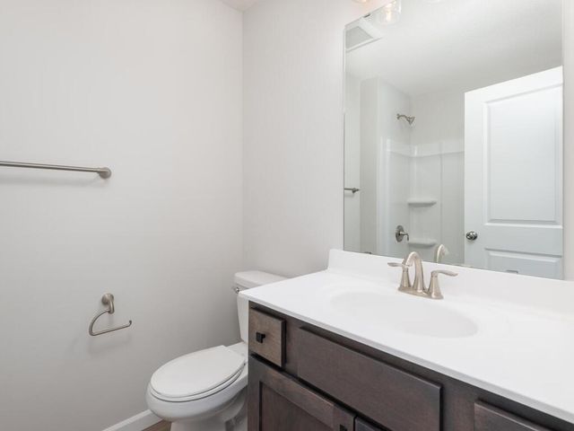 938 Prestwick Drive, Belle Plaine, MN 56011