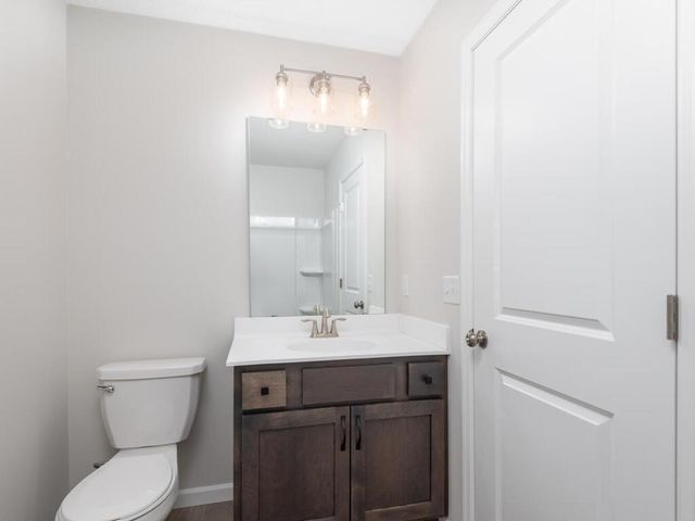 938 Prestwick Drive, Belle Plaine, MN 56011