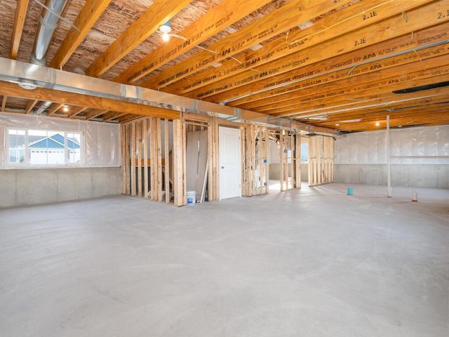 938 Prestwick Drive, Belle Plaine, MN 56011