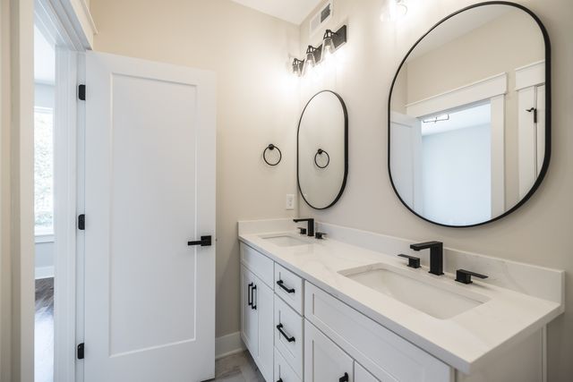 3109A Curtis St, Nashville, TN 37218