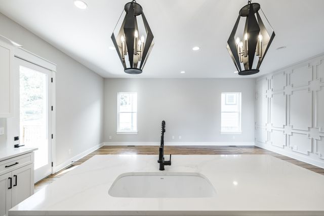 3109A Curtis St, Nashville, TN 37218