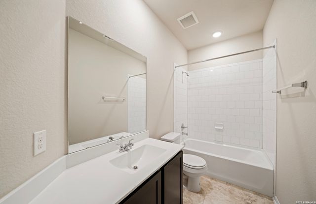 8907 Arundal Garden, Converse, TX 78109