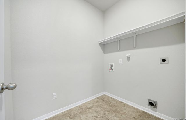 8907 Arundal Garden, Converse, TX 78109