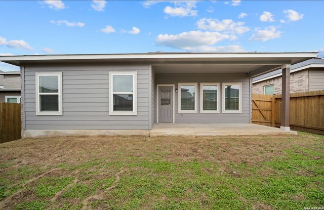 8907 Arundal Garden, Converse, TX 78109