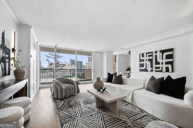 620 Peachtree Street NE 1613, Atlanta, GA 30308