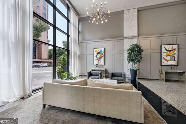 620 Peachtree Street NE 1613, Atlanta, GA 30308