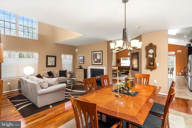 109 FONTAINE CT, Monroe Township, NJ 08831