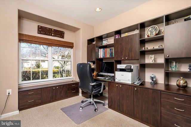 109 FONTAINE CT, Monroe Township, NJ 08831