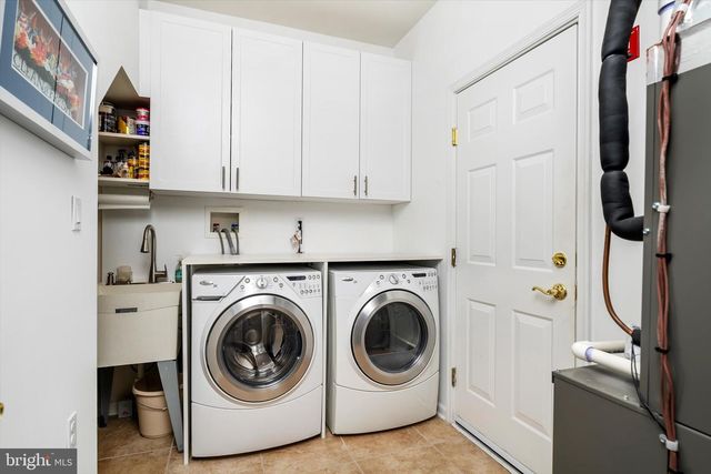 109 FONTAINE CT, Monroe Township, NJ 08831