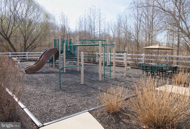 109 FONTAINE CT, Monroe Township, NJ 08831