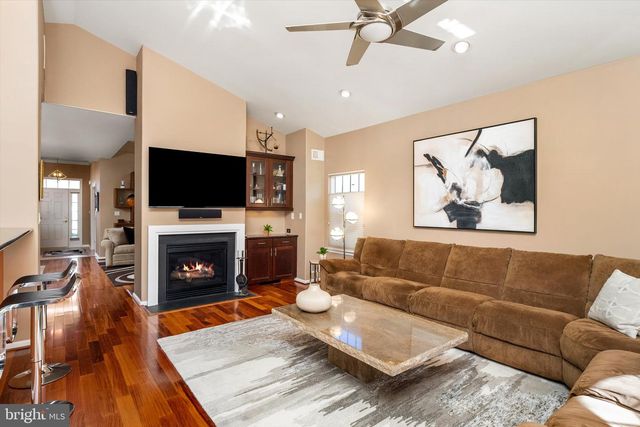 109 FONTAINE CT, Monroe Township, NJ 08831