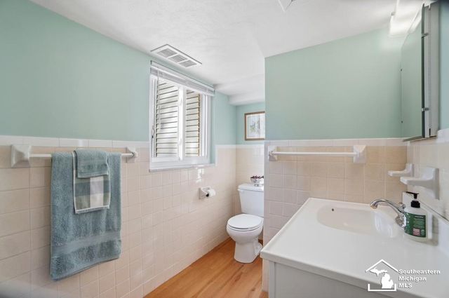 3415 Woodmont Drive, Lambertville, MI 48144