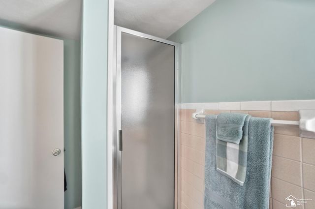 3415 Woodmont Drive, Lambertville, MI 48144