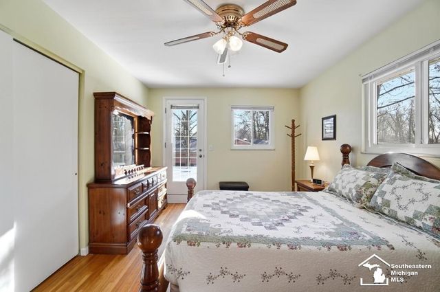 3415 Woodmont Drive, Lambertville, MI 48144