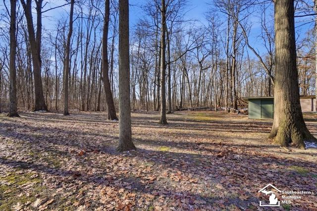 3415 Woodmont Drive, Lambertville, MI 48144