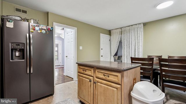 415 FOX HOLLOW DR, Feasterville Trevose, PA 19053