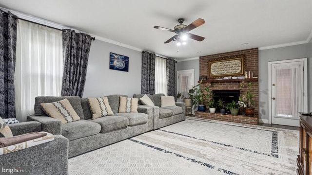 415 FOX HOLLOW DR, Feasterville Trevose, PA 19053