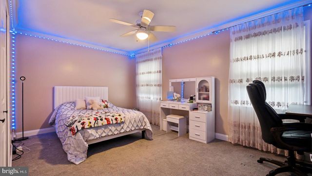 415 FOX HOLLOW DR, Feasterville Trevose, PA 19053