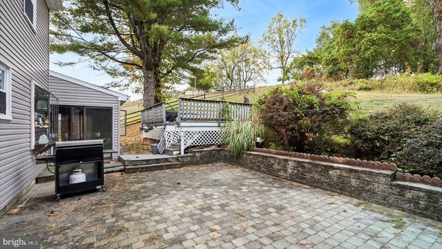 415 FOX HOLLOW DR, Feasterville Trevose, PA 19053