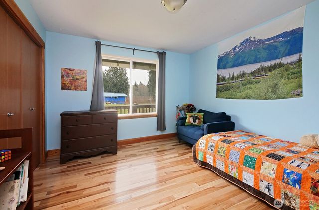 5180 Camelot Court, Langley, WA 98260