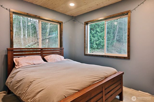 5180 Camelot Court, Langley, WA 98260