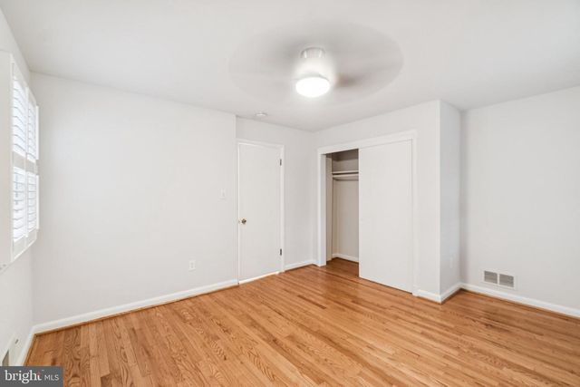 1624 41ST ST N, Mclean, VA 22101