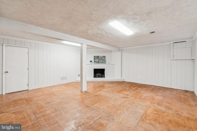 1624 41ST ST N, Mclean, VA 22101