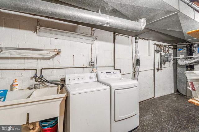 1624 41ST ST N, Mclean, VA 22101