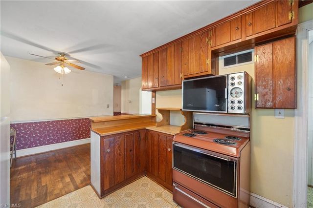 2259 Sherwood Drive, Winston-salem, NC 27103