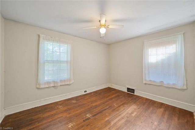 2259 Sherwood Drive, Winston-salem, NC 27103