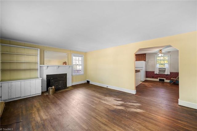 2259 Sherwood Drive, Winston-salem, NC 27103