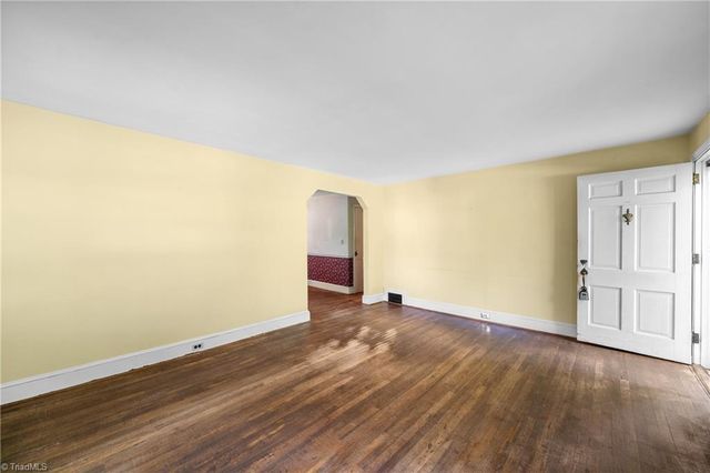 2259 Sherwood Drive, Winston-salem, NC 27103
