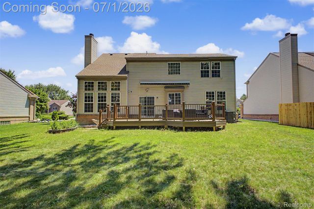 8179 Creekside Drive, Westland, MI 48185