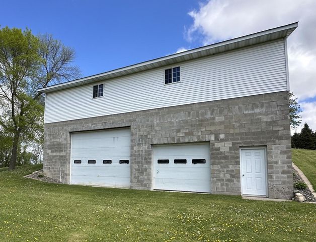 36999 Stanchfield Lake Road NW, Dalbo, MN 55017